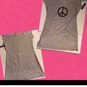 french kyss Gray Peace Sign Cap Sleeve Tank Top